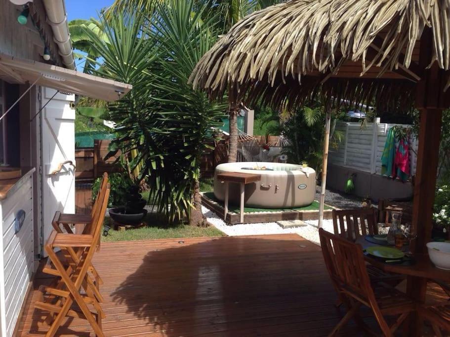 Charmant Bungalow Un P'Tit Coin De Paradis Saint-Francois  Exterior photo